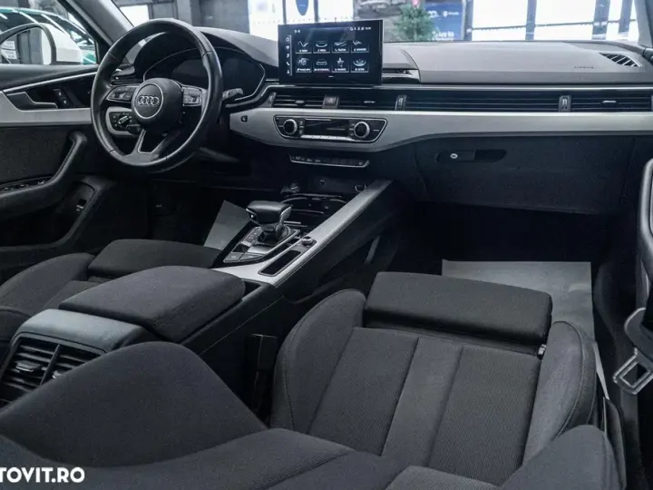 Audi A4 Limuzina B9 35 TFSI S tronic MHEV Advanced