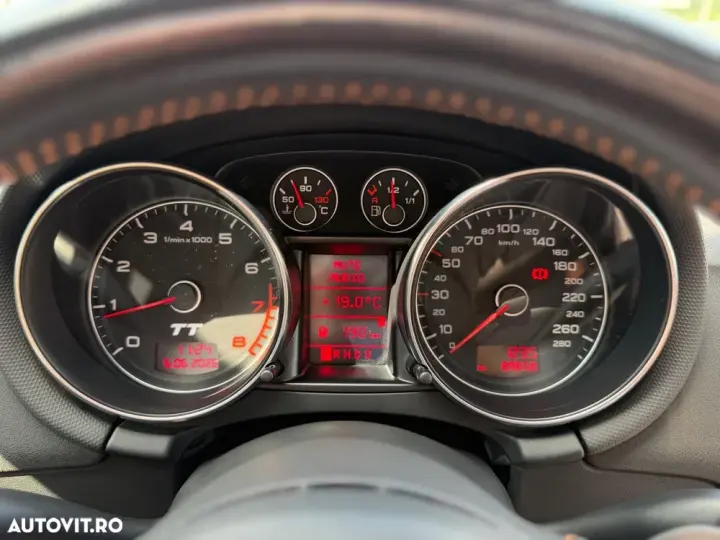 Audi TT 8J