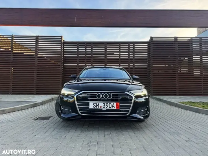 Audi A6 Avant C8 40 TDI quattro S tronic design