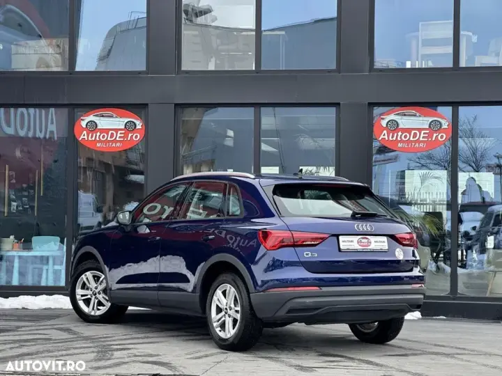 Audi Q3 F3