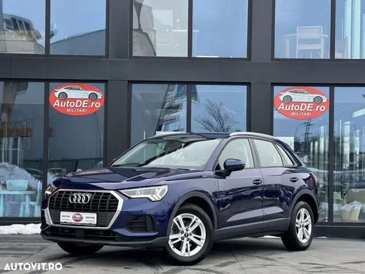 Audi Q3 F3