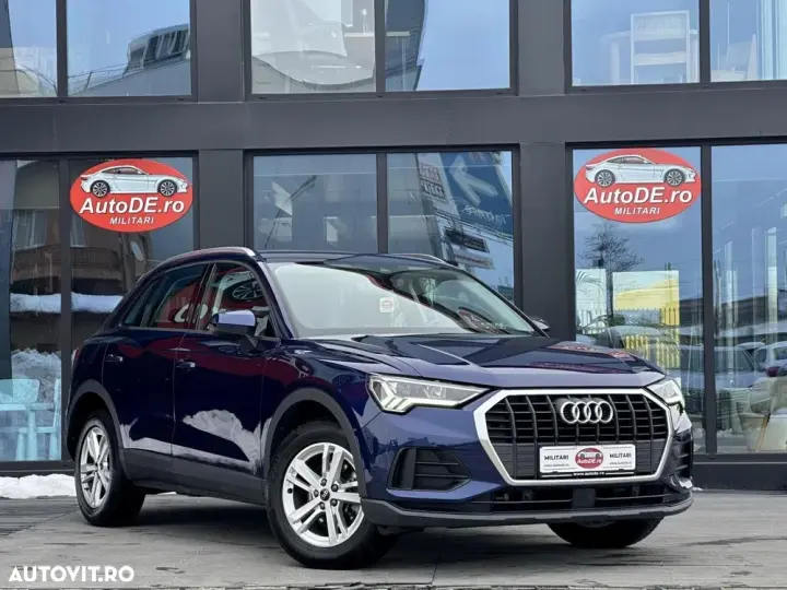 Audi Q3 F3