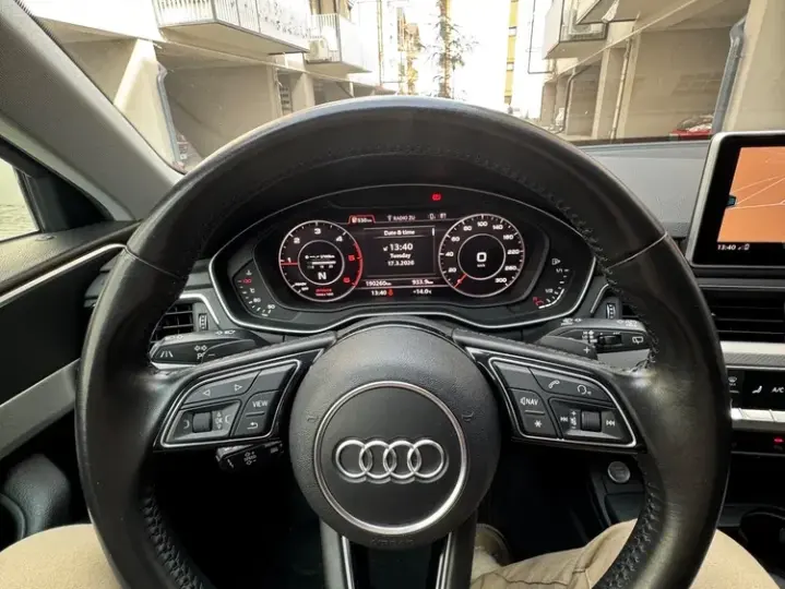 Audi A4 Avant B9