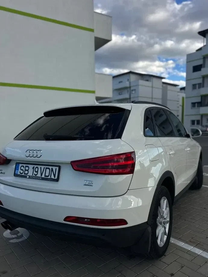 Audi Q3 2.0 TDI Quattro S-Tronic — imagine 5