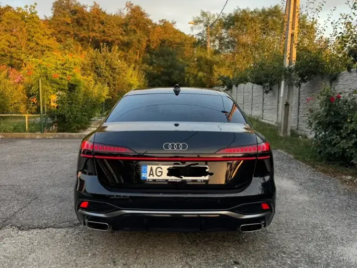 Audi A6 C9