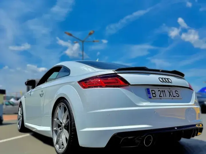 Audi TT 8S 2.0 TFSI Stronic