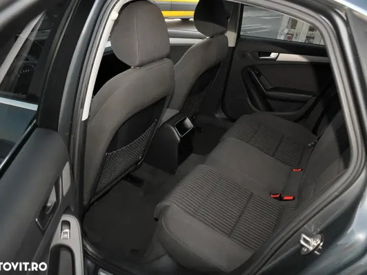 Audi A4 Limuzina B8 1.8 TFSI Multitronic Ambiente