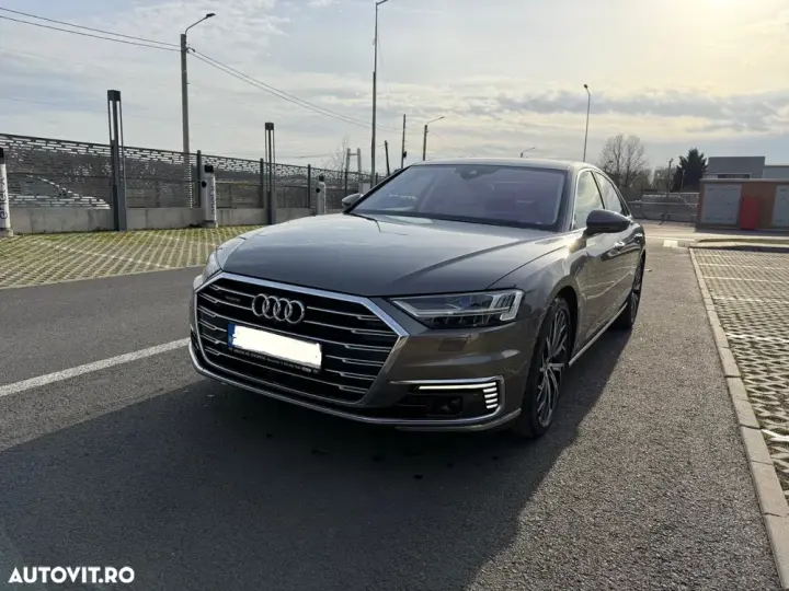 Audi A8 D5