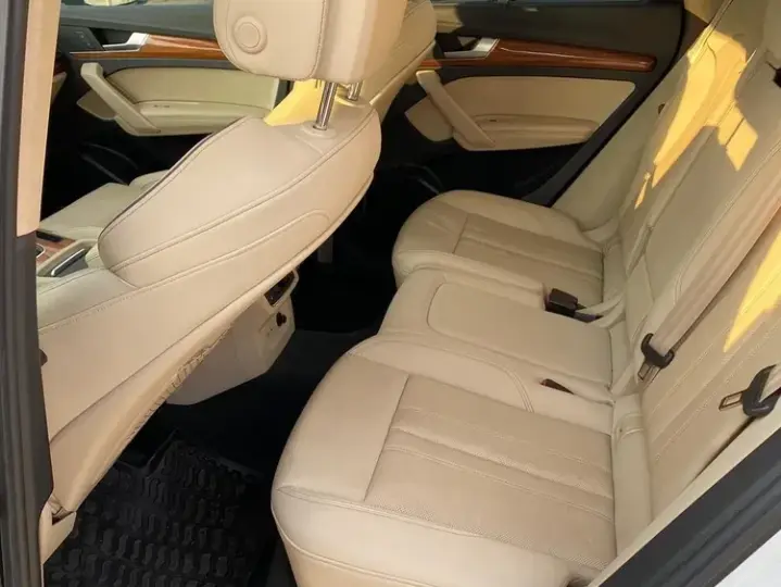 Audi Q5 FY 45 TFSI quattro S tronic S line business