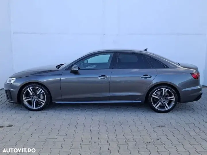 Audi A4 Limuzina