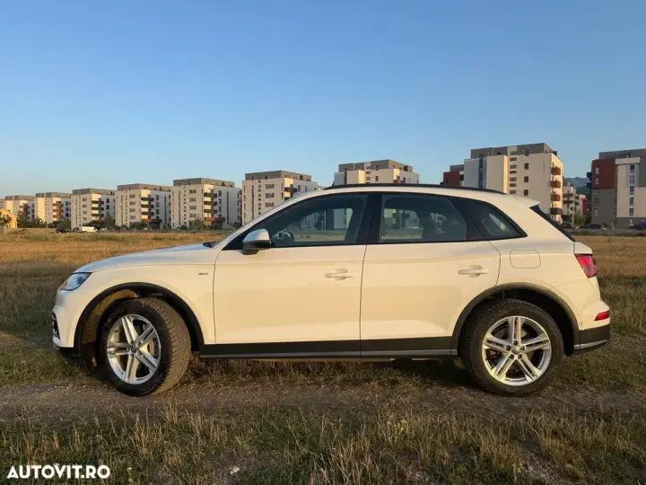 Audi Q5 50 TFSI e quattro S tronic PHEV S Line