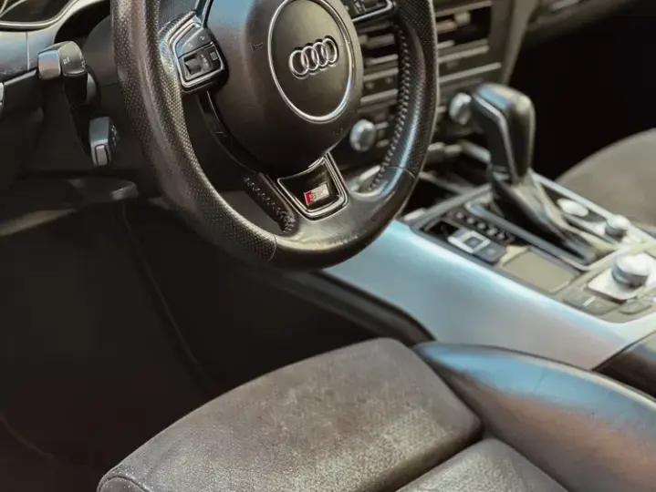 Audi A6 Avant C7