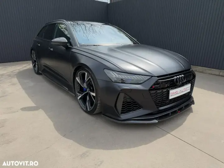 Audi RS 6 C8