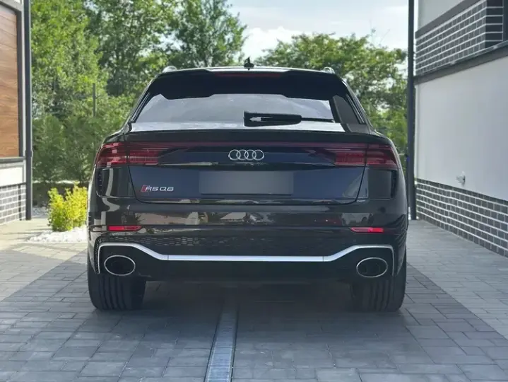 Audi RS Q8 4.0 TFSI quattro MHEV Tiptronic