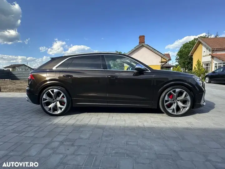 Audi RS Q8 4.0 TFSI quattro MHEV Tiptronic
