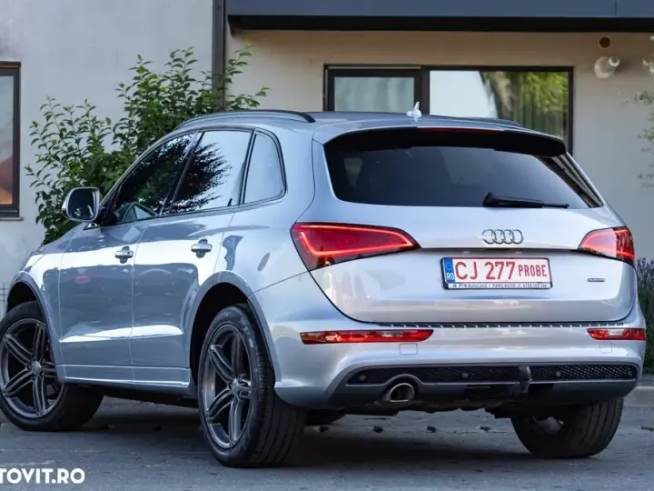 Audi Q5 8R 2.0 TDI Quattro S tronic Sport