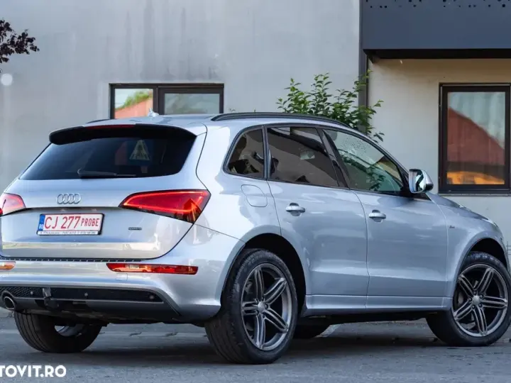 Audi Q5 8R 2.0 TDI Quattro S tronic Sport