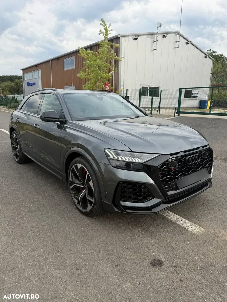 Audi RS Q8 4.0 TFSI quattro MHEV Tiptronic — imagine 2