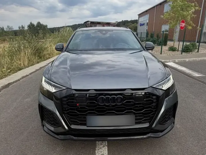Audi RS Q8 4.0 TFSI quattro MHEV Tiptronic