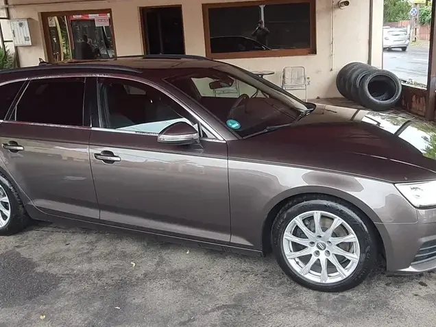 Audi A4 Limuzina B9
