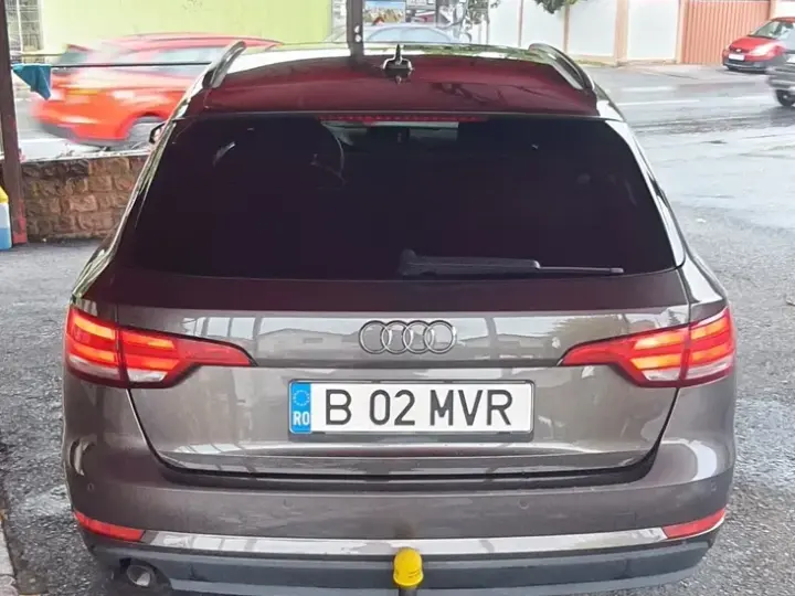 Audi A4 Limuzina B9