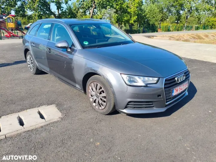 Audi A4 Avant B9 2.0 TDI S tronic design