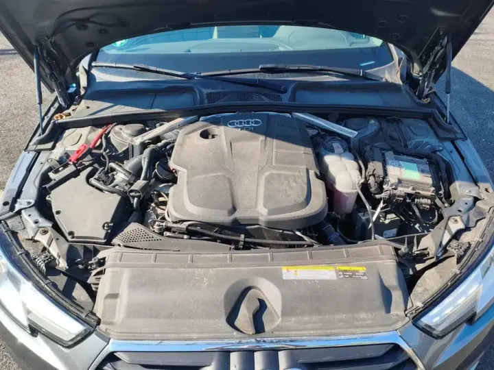 Audi A4 Avant B9 2.0 TDI S tronic design