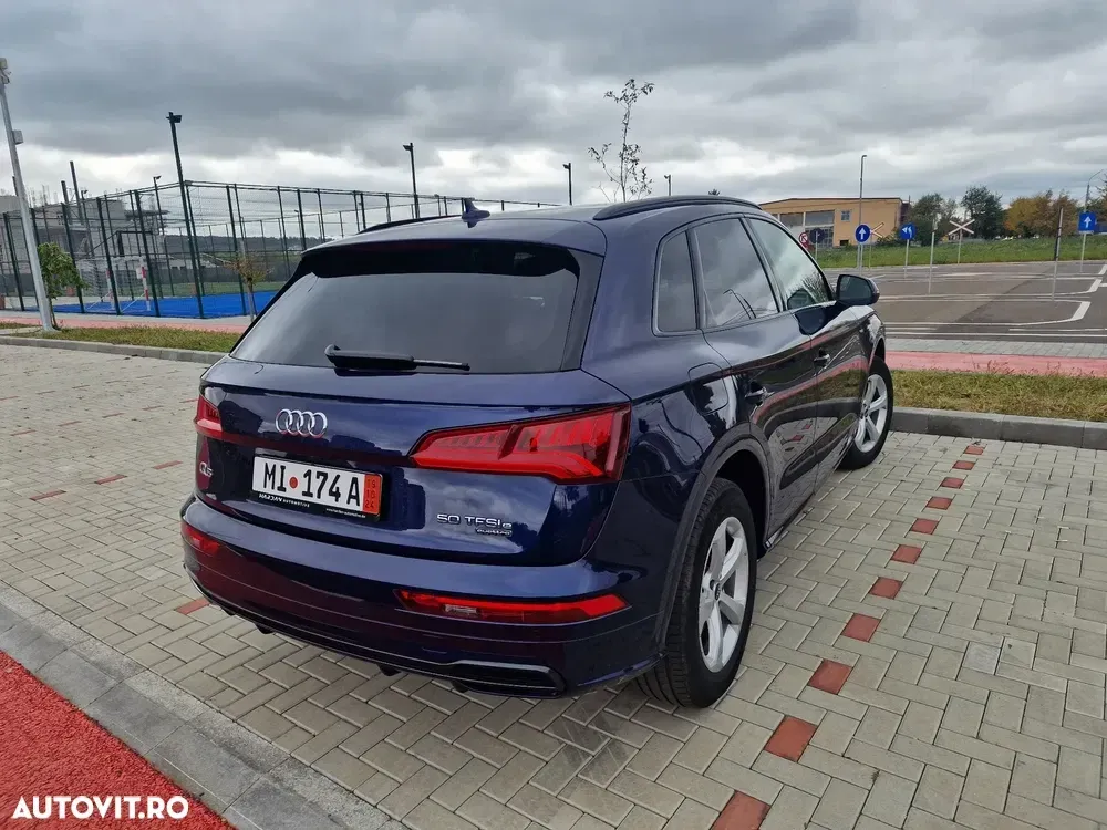 Audi Q5 FY 50 TFSIe quattro S tronic S line — imagine 5