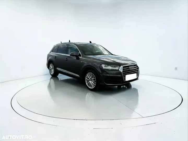 Audi Q7 4M