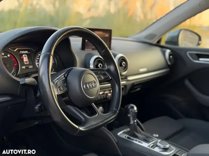 Audi A3 Sportback 8V 35 TFSI cylinder on demand S tronic sport