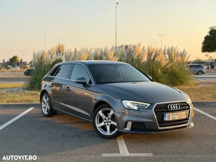 Audi A3 Sportback 8V 35 TFSI cylinder on demand S tronic sport