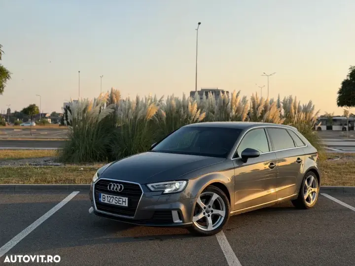 Audi A3 Sportback 8V 35 TFSI cylinder on demand S tronic sport