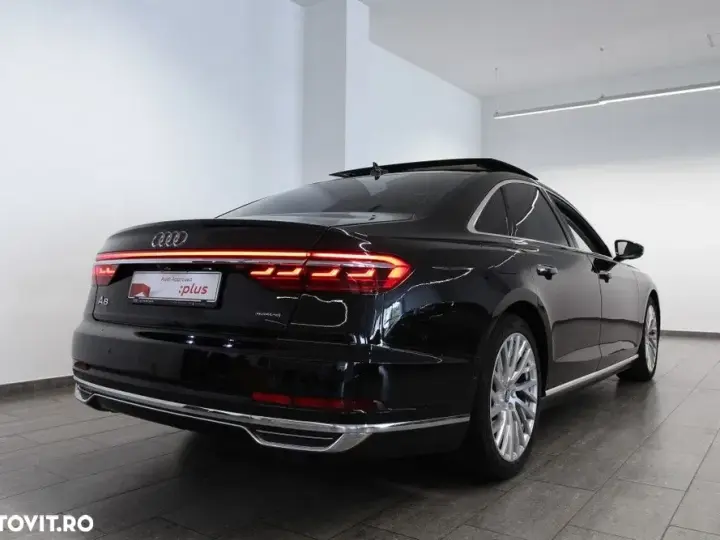 Audi A8 D5
