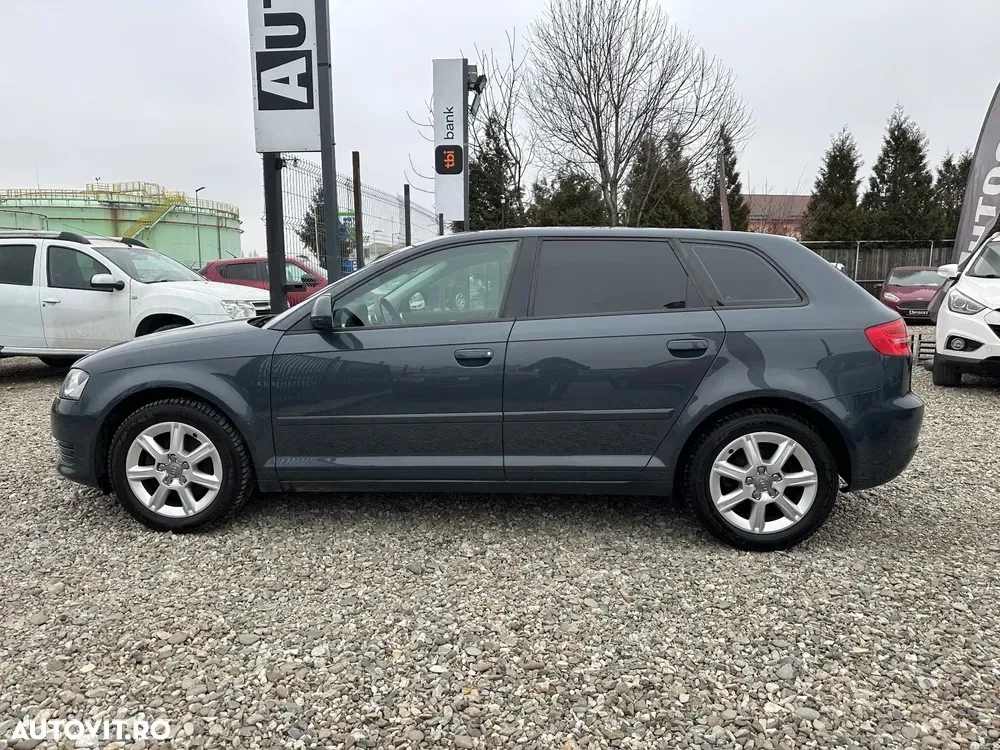 Audi A3 Sportback 1.4 TFSI Stronic Attraction — imagine 5