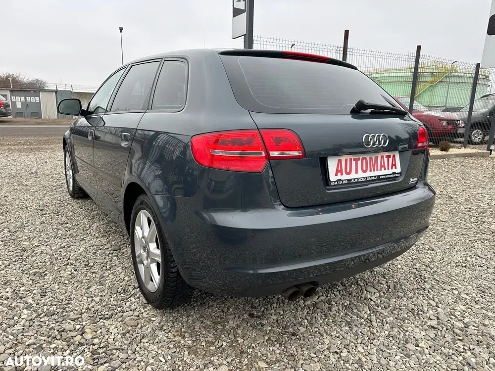 Audi A3 Sportback 1.4 TFSI Stronic Attraction — imagine 3