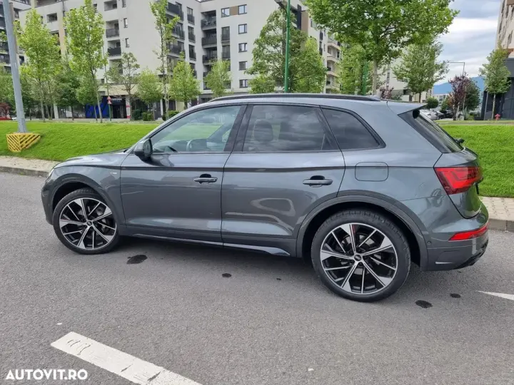 Audi Q5 FY 55 TFSI e quattro S tronic PHEV S Line