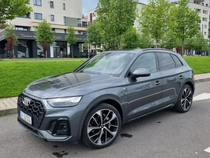 Audi Q5 FY 55 TFSI e quattro S tronic PHEV S Line