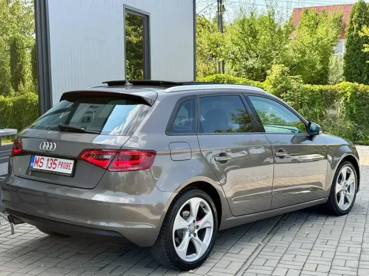 Audi A3 Sportback 8V 2.0 TDI S line Sportpaket