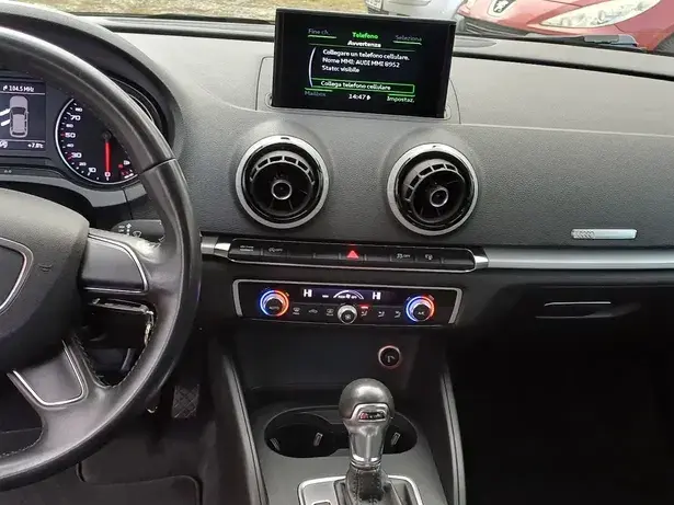 Audi A3 Sportback 1.6 TDI clean Stronic Attraction