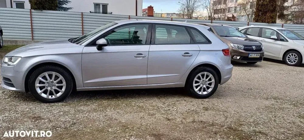 Audi A3 Sportback 1.6 TDI clean Stronic Attraction — imagine 3