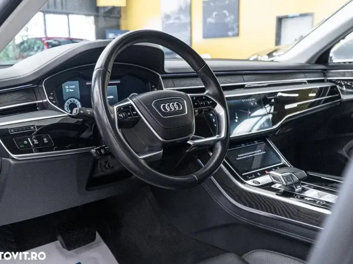 Audi A8 60 TFSI e quattro Tiptronic PHEV