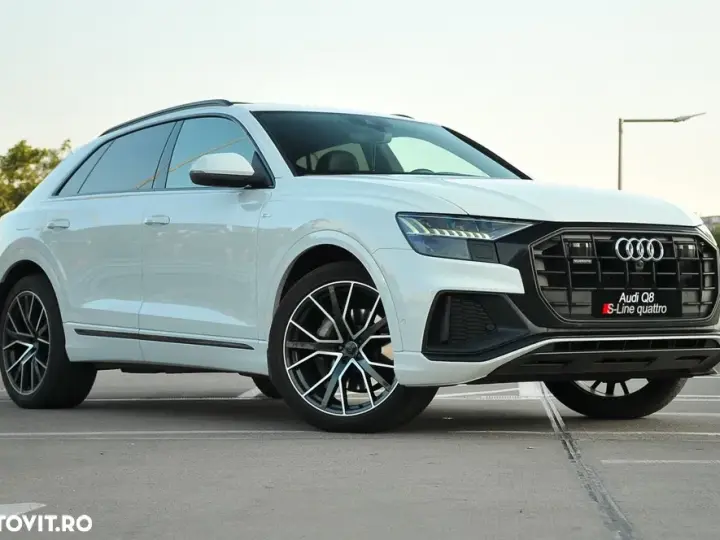 Audi Q8