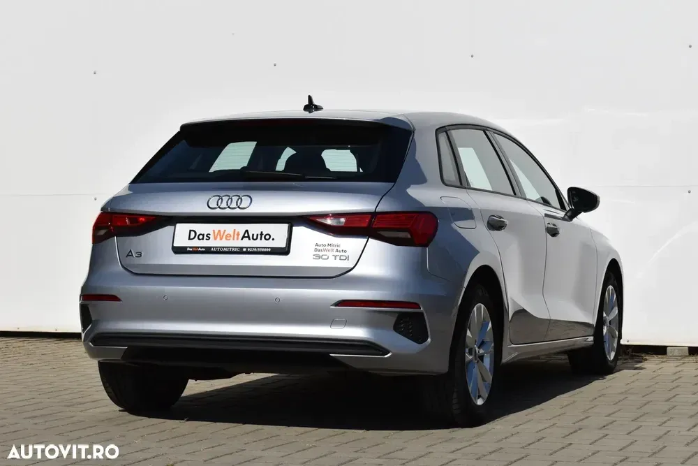 Audi A3 Sportback 8Y 2.0 30 TDI Basic — imagine 3