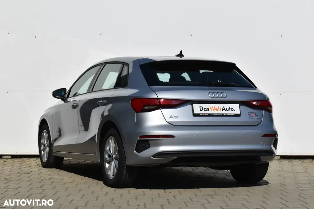 Audi A3 Sportback 8Y 2.0 30 TDI Basic — imagine 4