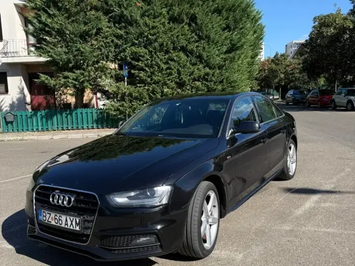 Audi A4 Limuzina B8 2.0 TDI DPF clean multitronic S line Sportpaket