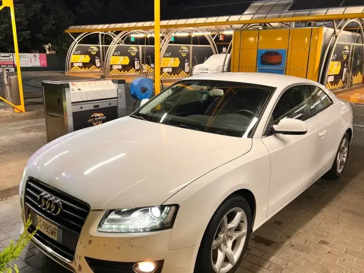Audi A5 Coupé 8T 2.0 TDI DPF