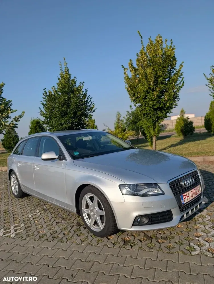 Audi A4 Limuzina B8 2.0 TDI B8 — imagine 3