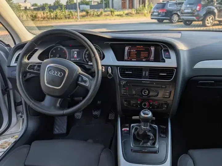 Audi A4 Limuzina B8 2.0 TDI B8