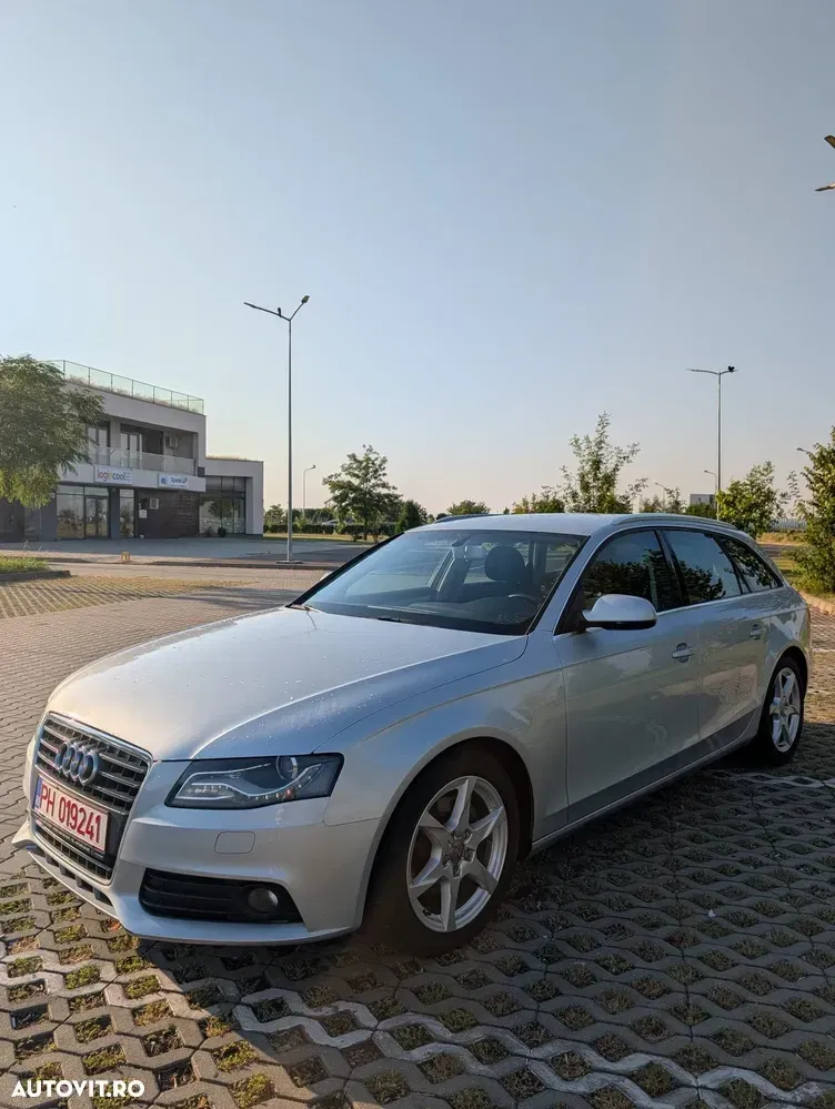Audi A4 Limuzina B8 2.0 TDI B8 — imagine 4