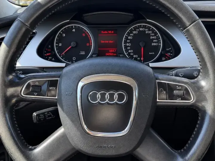 Audi A4 Limuzina B8 2.0 TDI B8